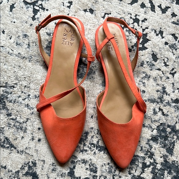 Naturalizer Hawaii Pointed Toe
Slingback Suede Flats , Size: 11W - Picture 1 of 17